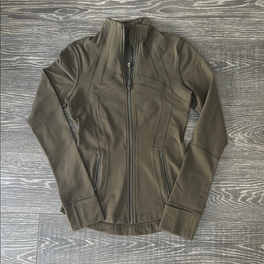 lululemon athletica Define jacket in size 2 olive green